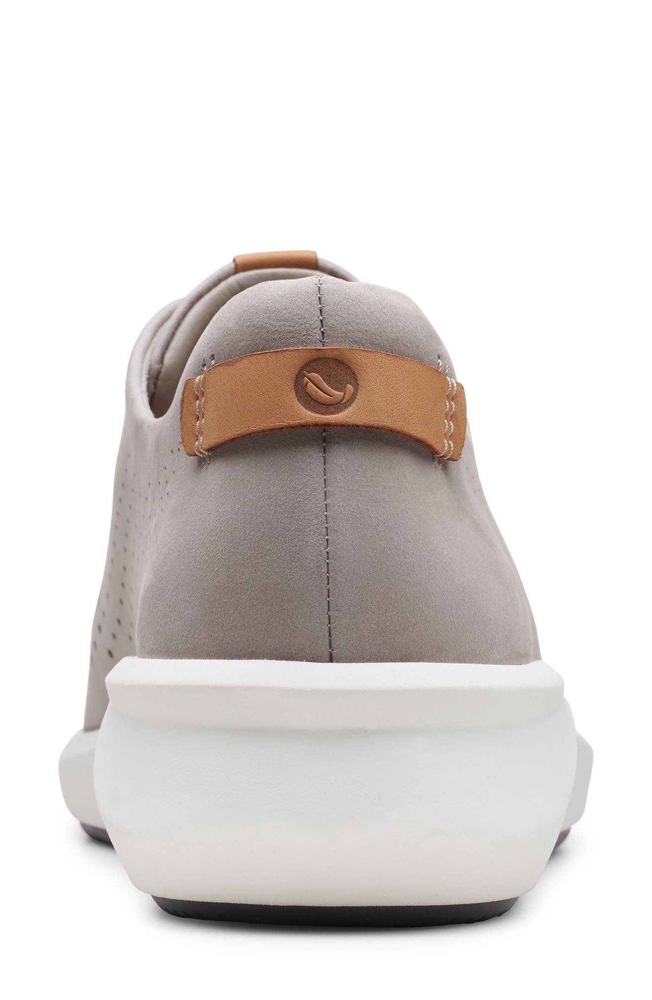 Clarks<sup>®</sup> Clarks Un Rio Sneaker, Alternate, color, 