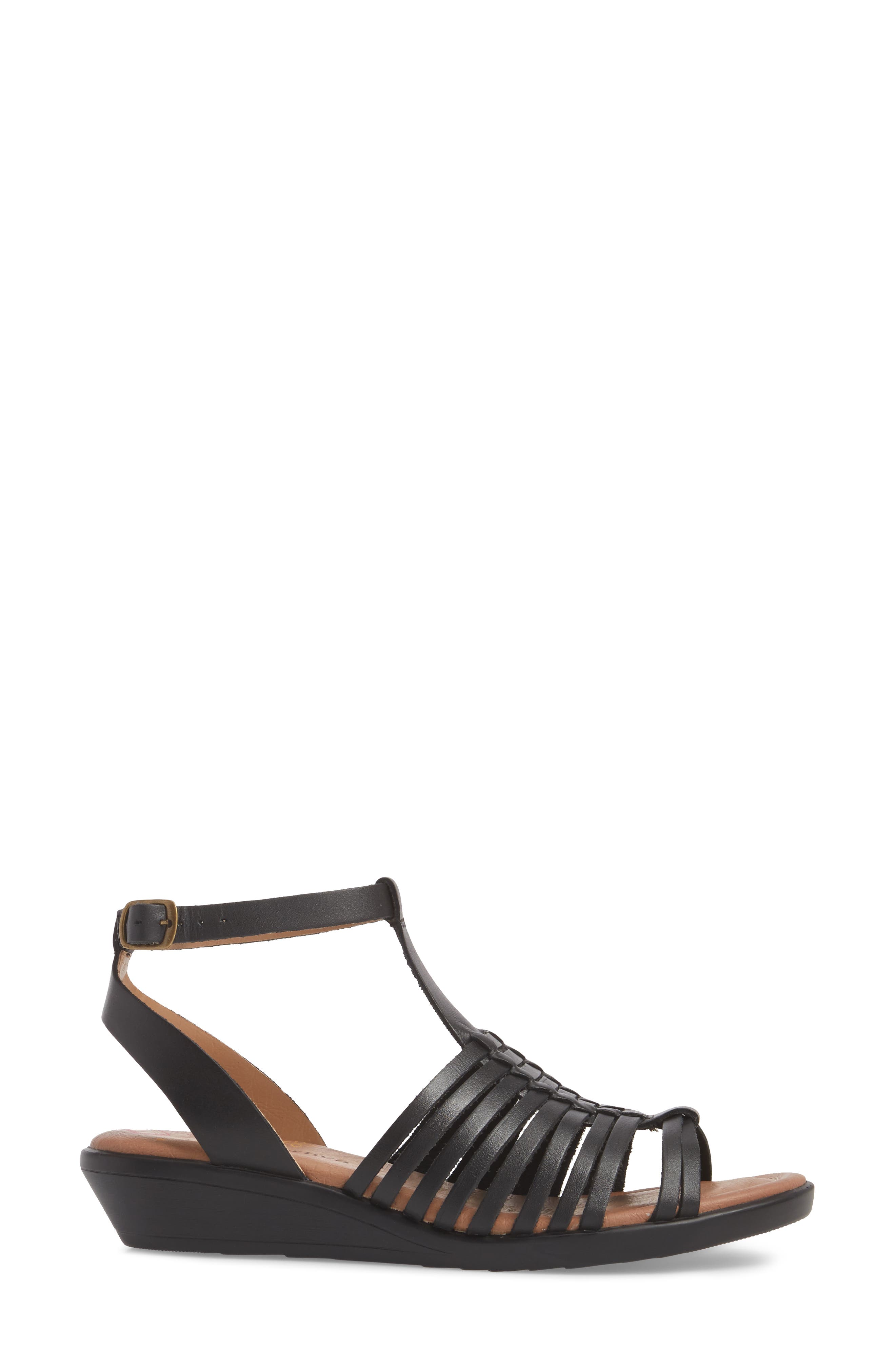 Comfortiva Farina Huarache Sandal, Alternate, color, 