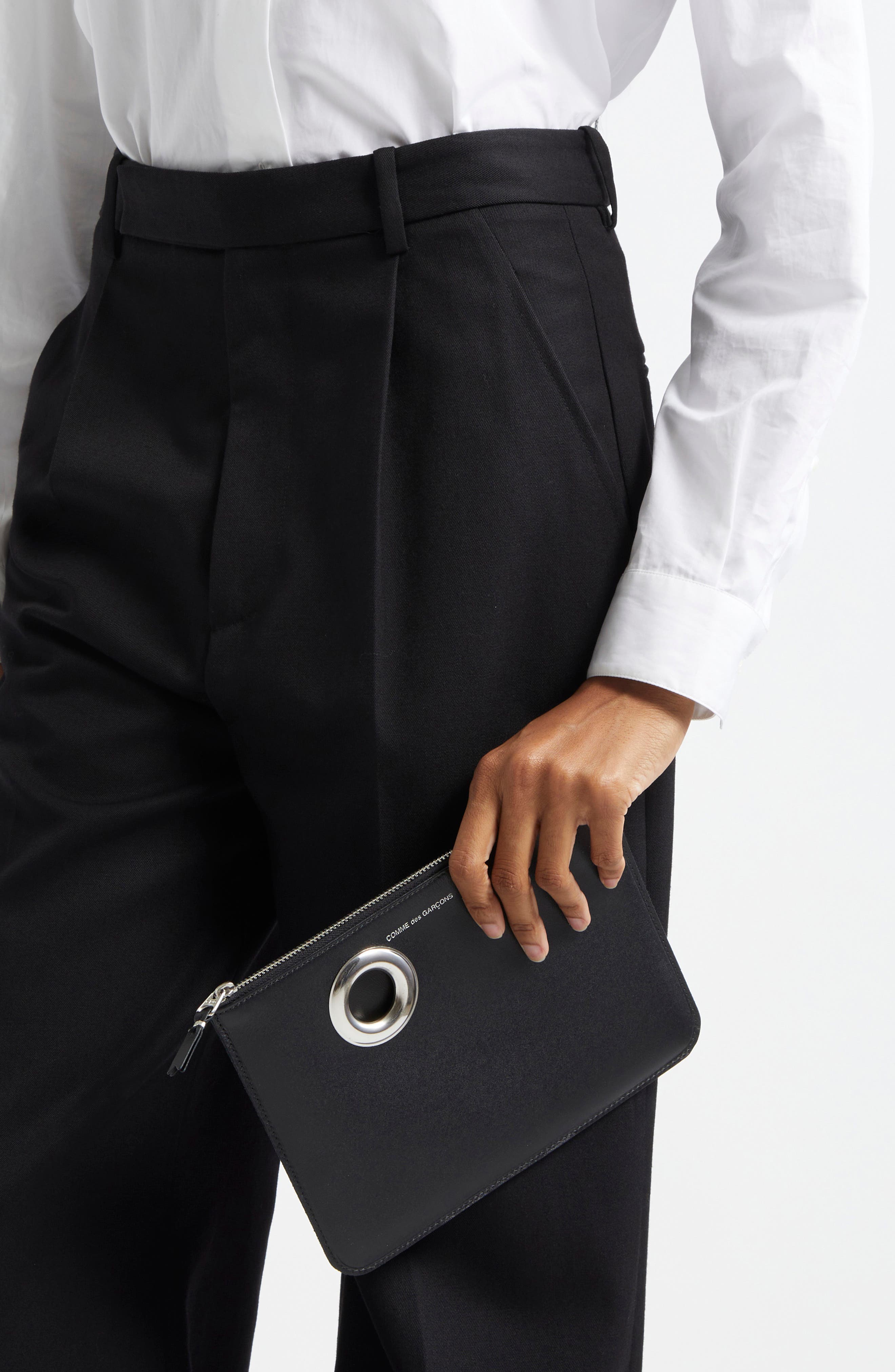 Comme des Garçons Wallets Large Eyelet Leather Zip Pouch, Alternate, color, Black