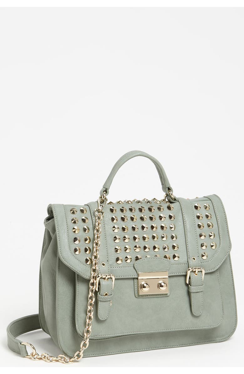 Izzy & Ali , Main, color,