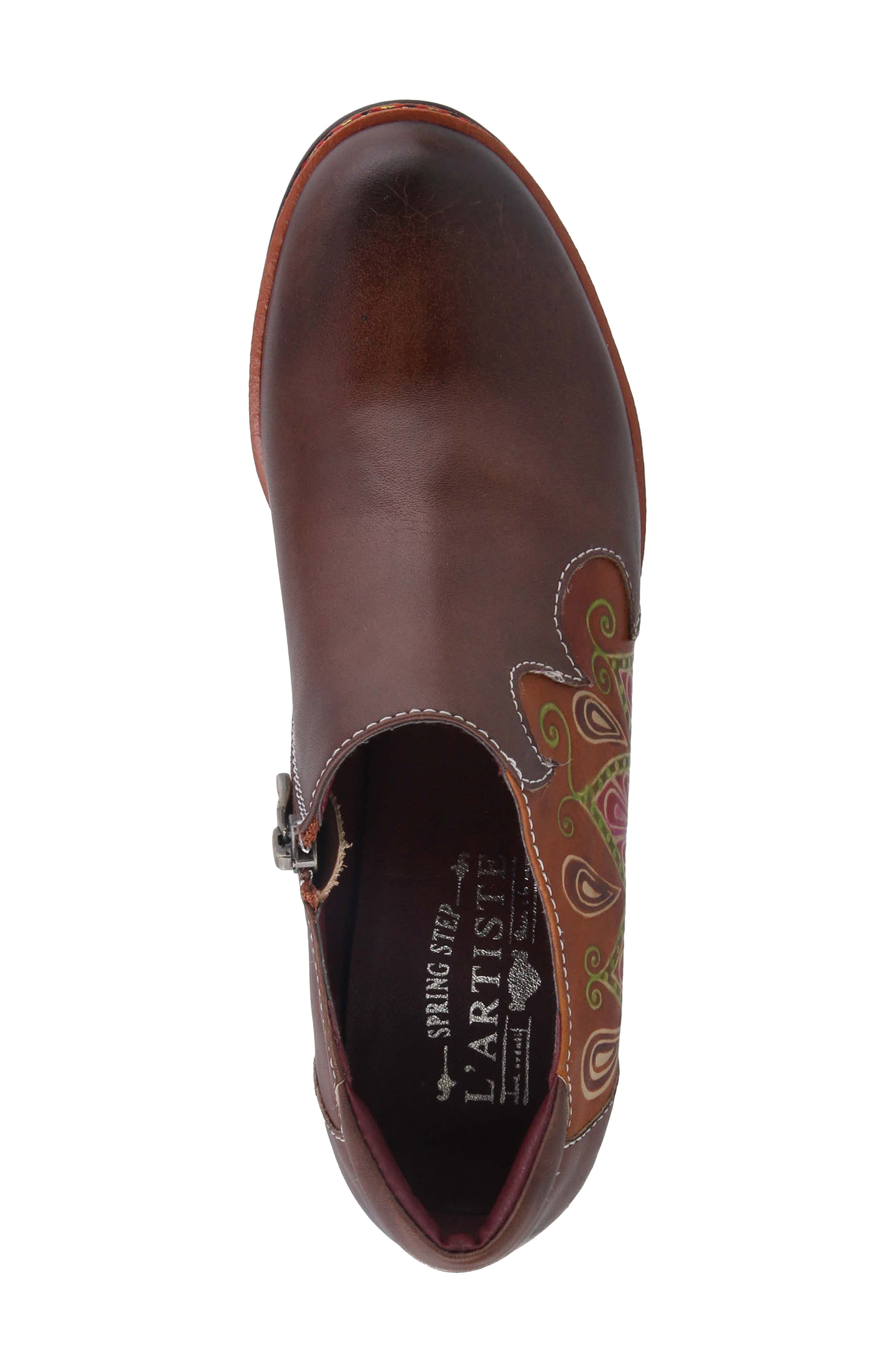 L'Artiste by Spring Step L'Artiste Zami Bootie, Alternate, color, Brown