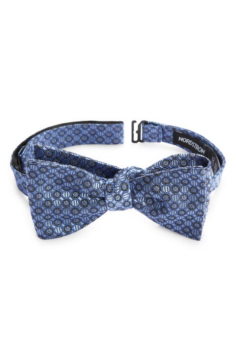 Neat Medallion Silk Bow Tie