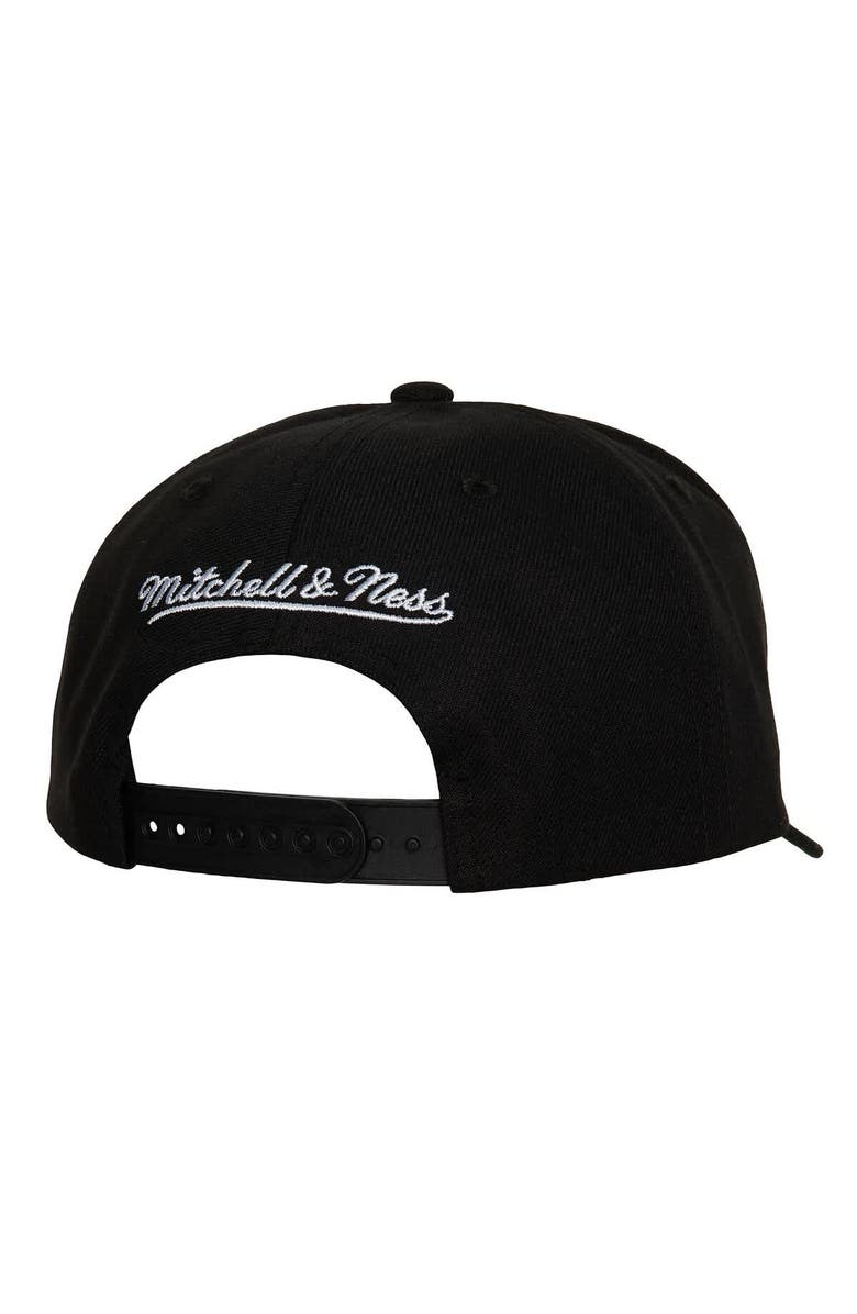 Mitchell & Ness Men's Mitchell & Ness Black Carolina Hurricanes Core Team Ground Pro Adjustable Hat, Alternate, color, Black