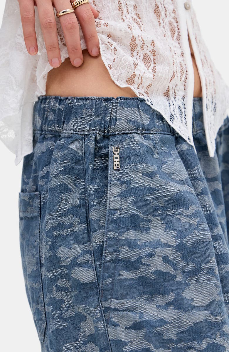 BDG Urban Outfitters Bobbi Camo Wide Leg Pants, Alternate, color, Denim