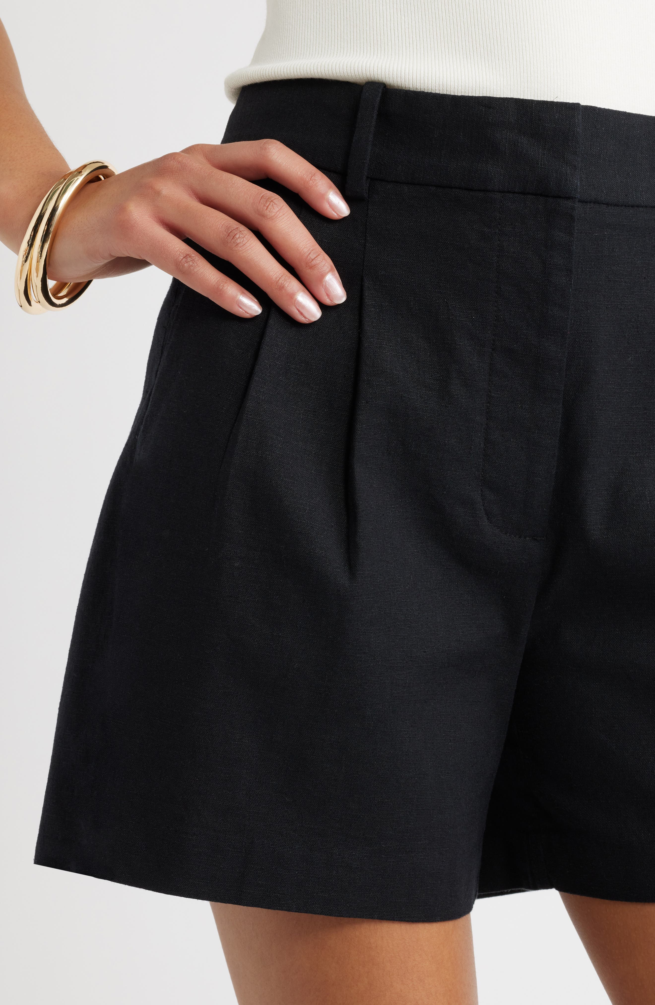 Женские Open Edit Everyday Pleated Linen Blend Shorts — фото 6