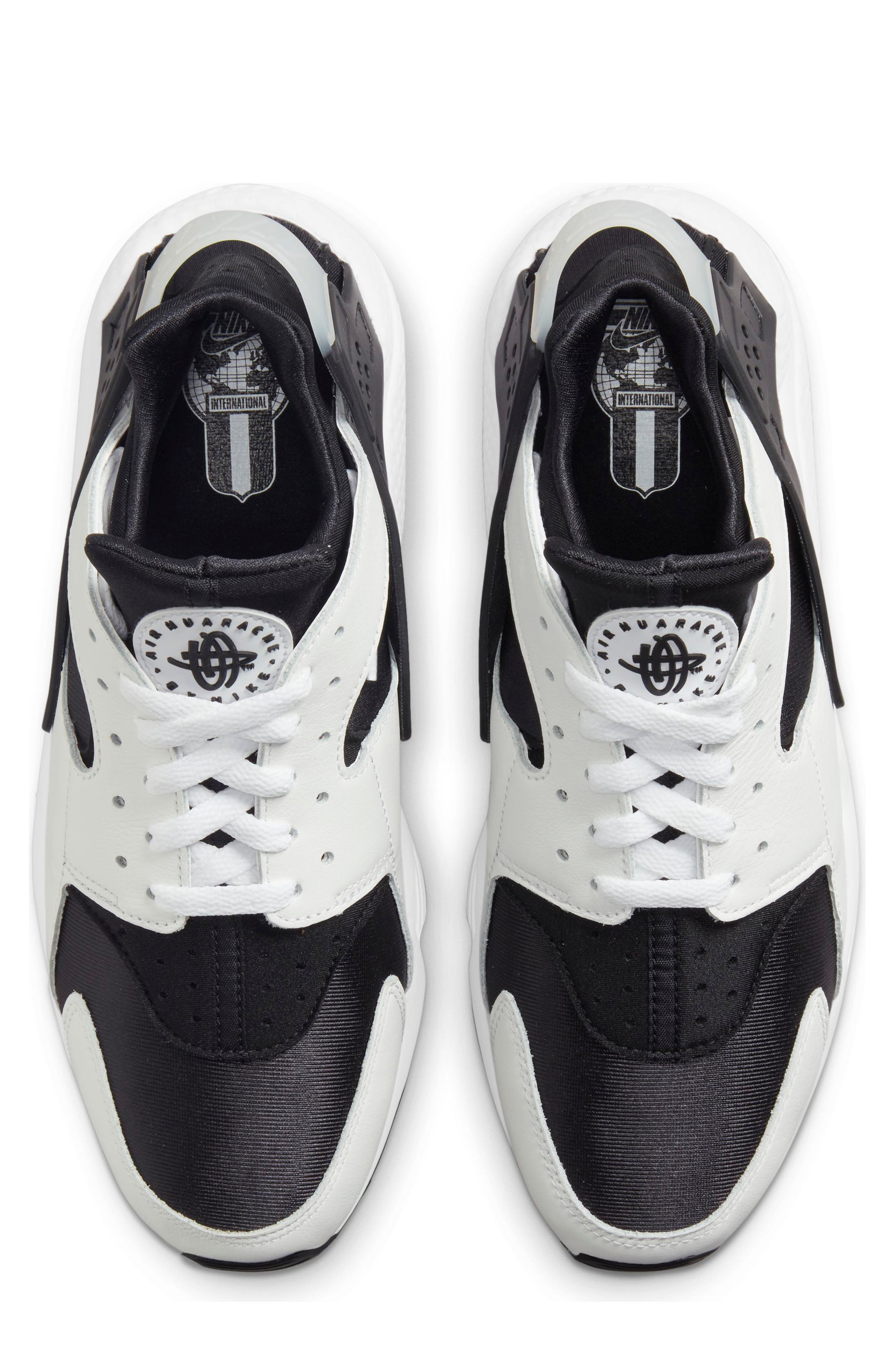 Nike Air Huarache Sneaker, Alternate, color, 