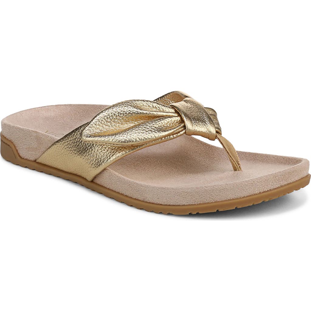 Vionic Eva Toe Post Sandal In Brown