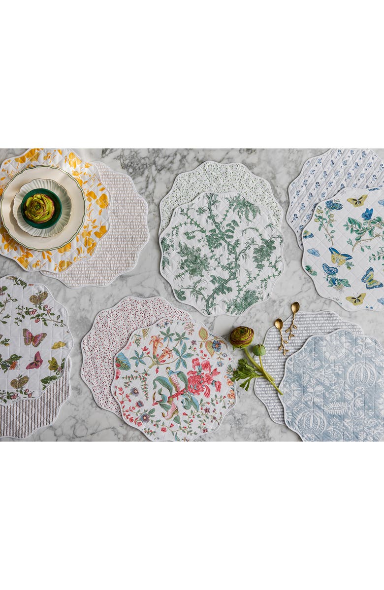 Matouk Set of 4 Reversible Quilted Placemats, Alternate, color, San Cristobal Green/ Celine