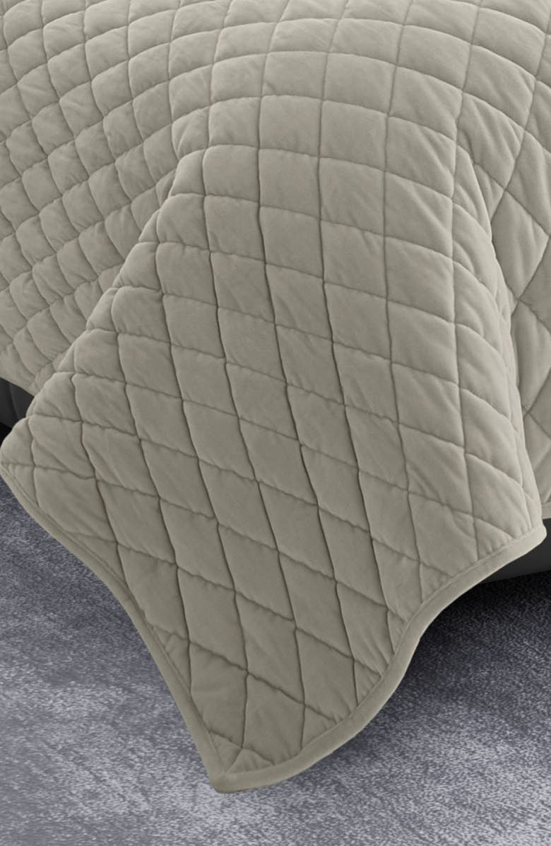 Vera Wang Diamond Velvet Quilt & Sham Set, Alternate, color, Putty