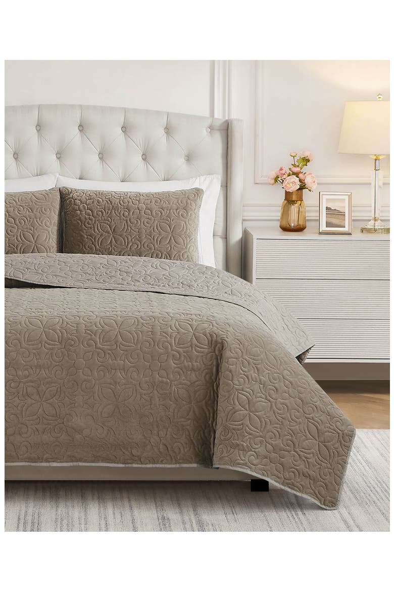 Astor Velvet Quilt Set, Alternate, color, BROWN