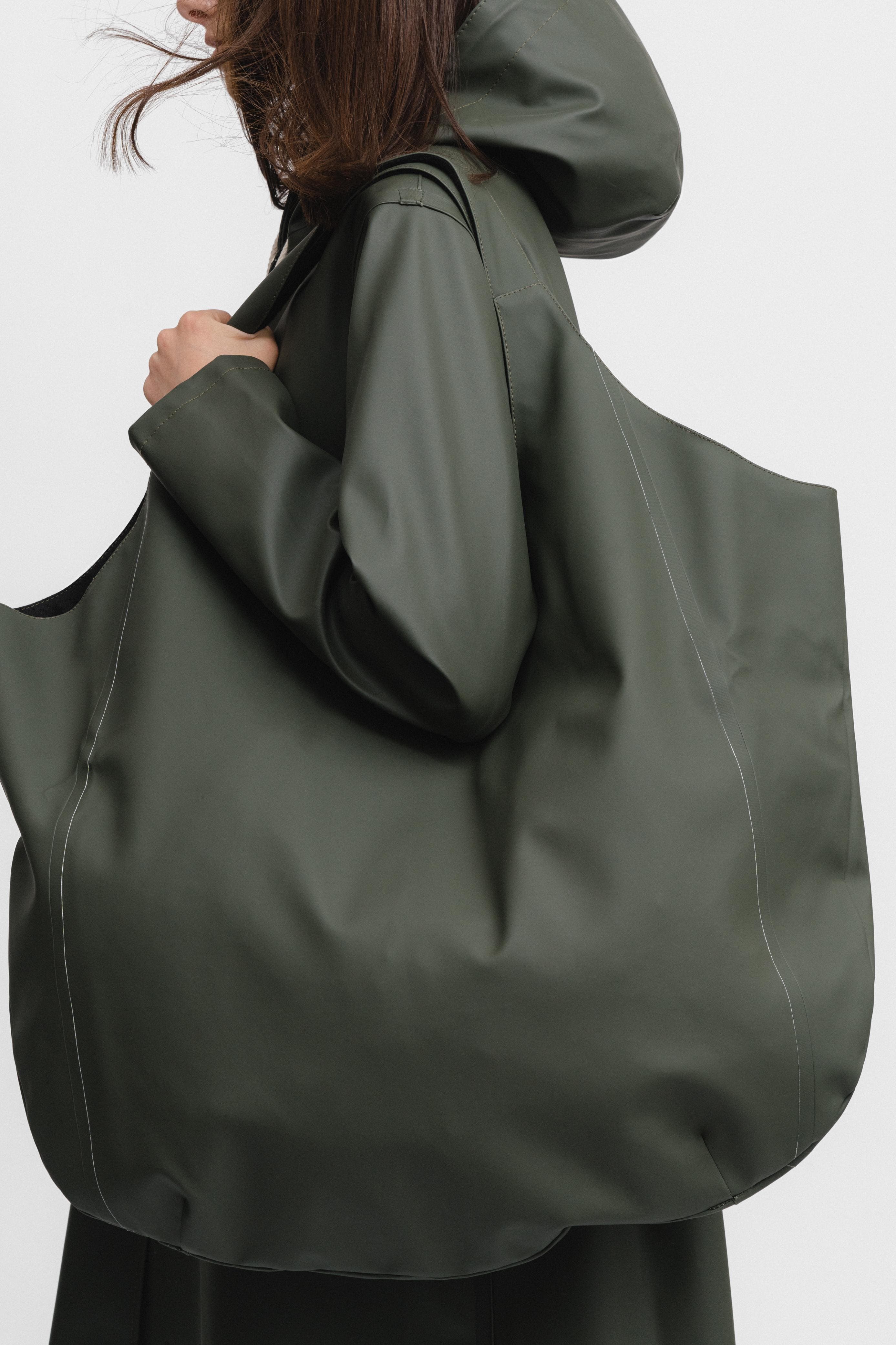 Stutterheim Svea Shoulder Bag, Alternate, color, Green