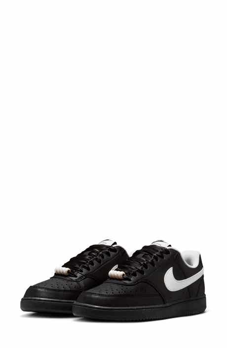 Court Vision Low Sneaker
