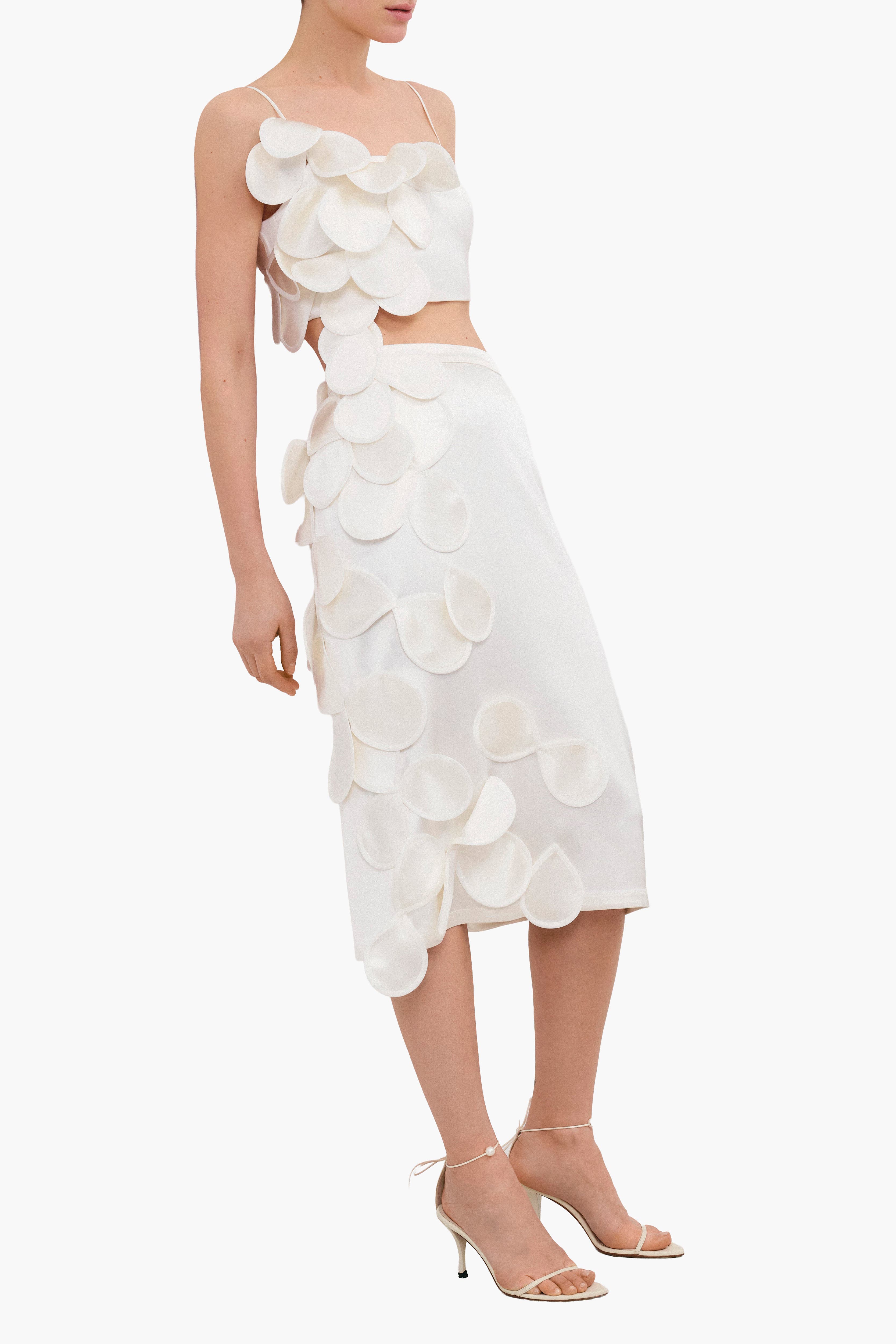 Wedding-Style Mini Top With Floral Appliques - image 2