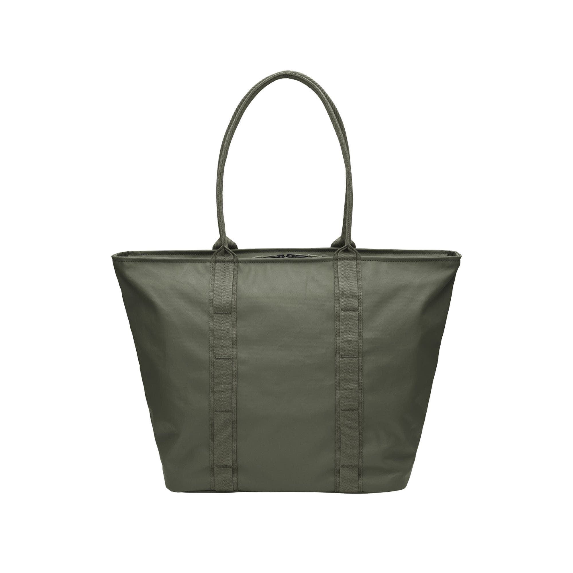 D_b_ Essential Tote, 25L, Alternate, color, Moss Green