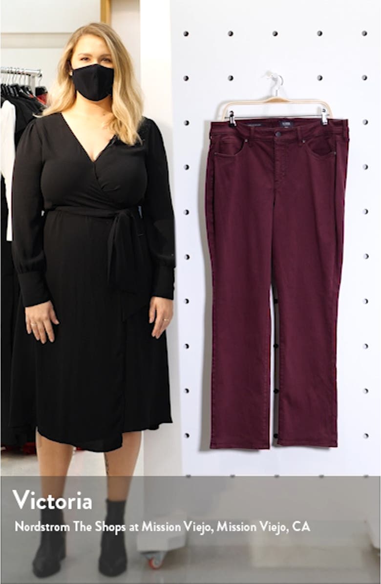 Marilyn Straight Leg Jeans, sales video thumbnail