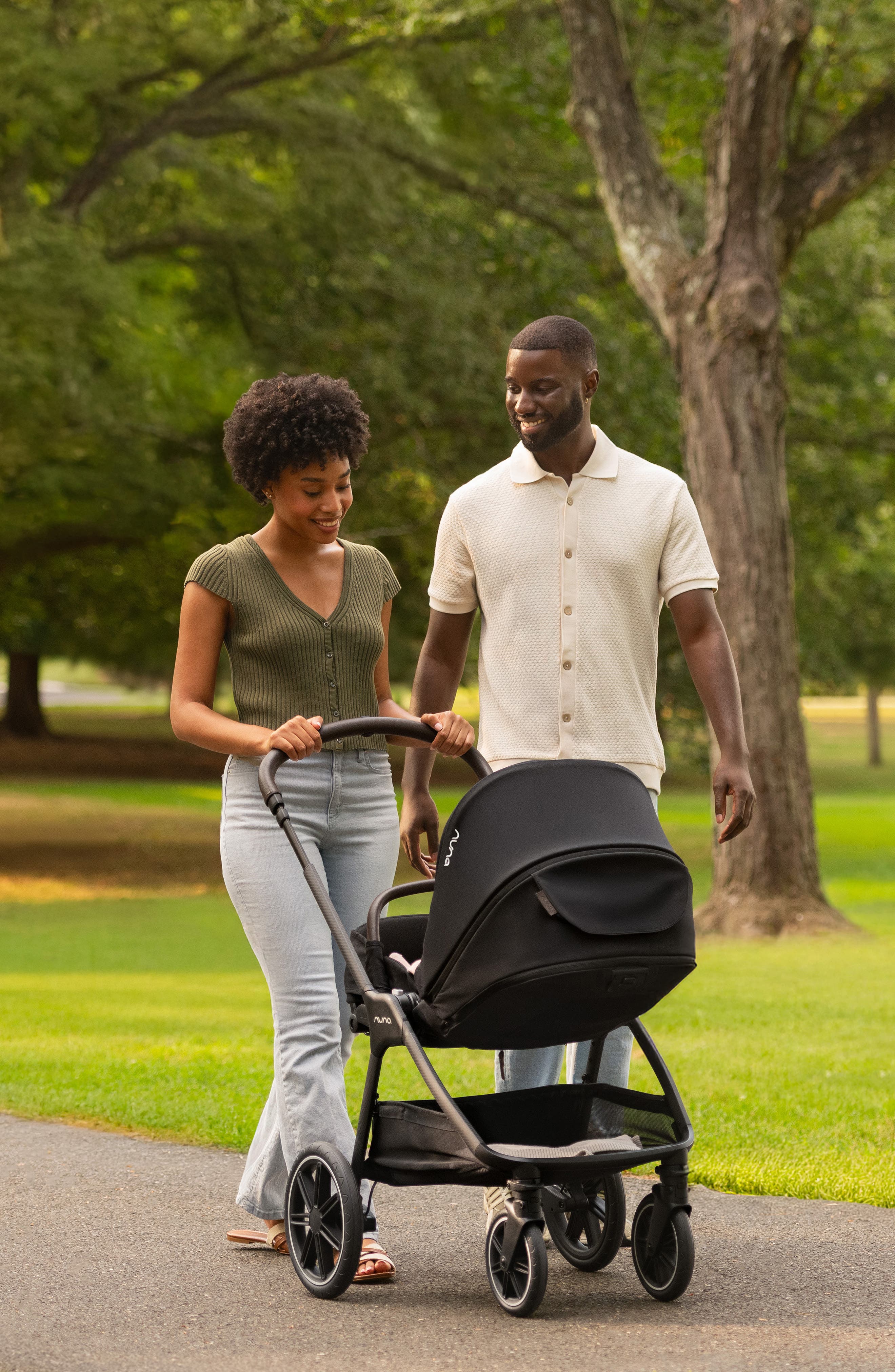 stokke sleepi size Bed V3 White Shark Rigs Stainless Steel Moisés & Assentos Interior:Suede The Stokke Sleepi Mini