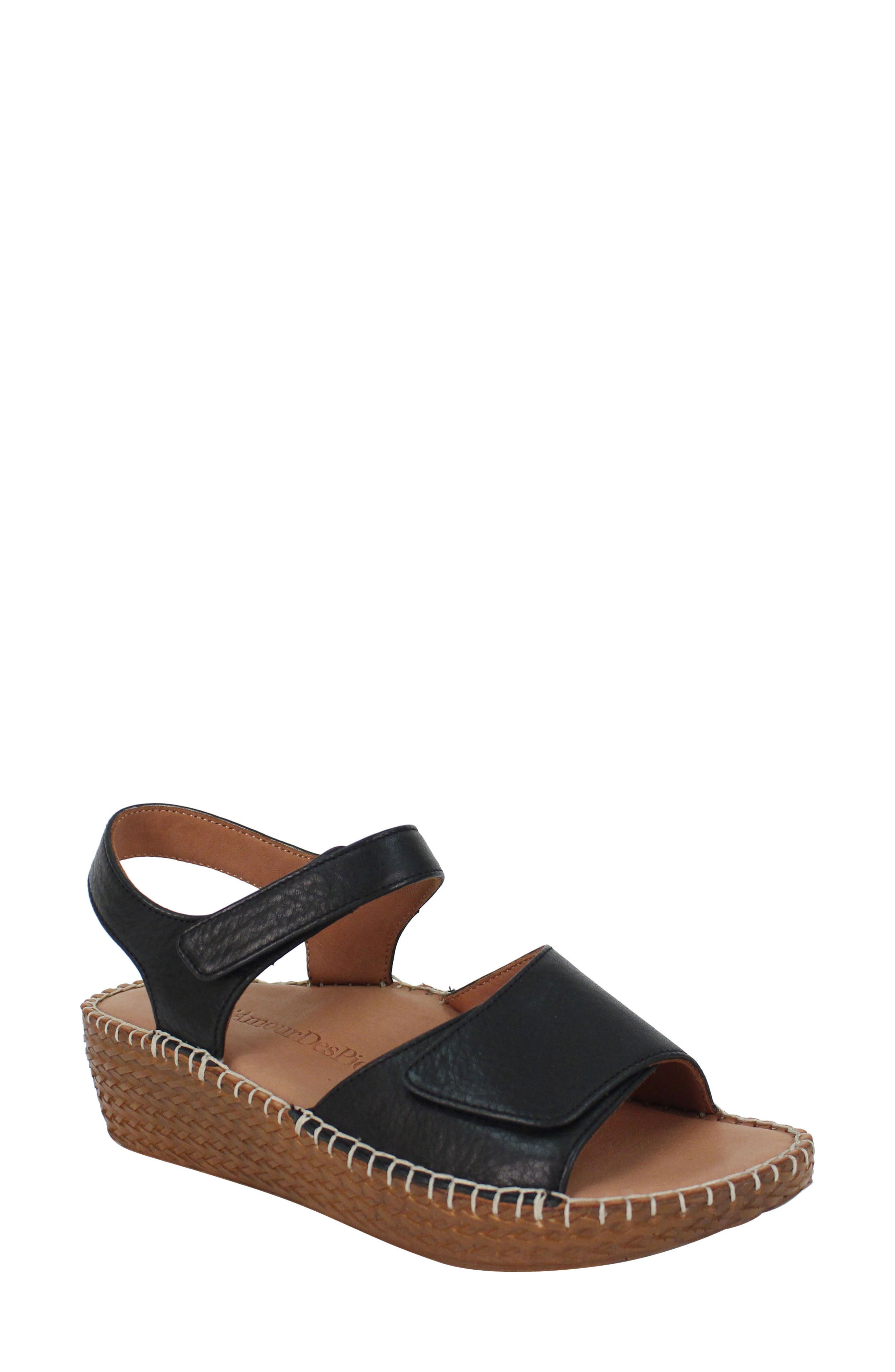 L'Amour des Pieds Yahya Platform Sandal, Main, color, 