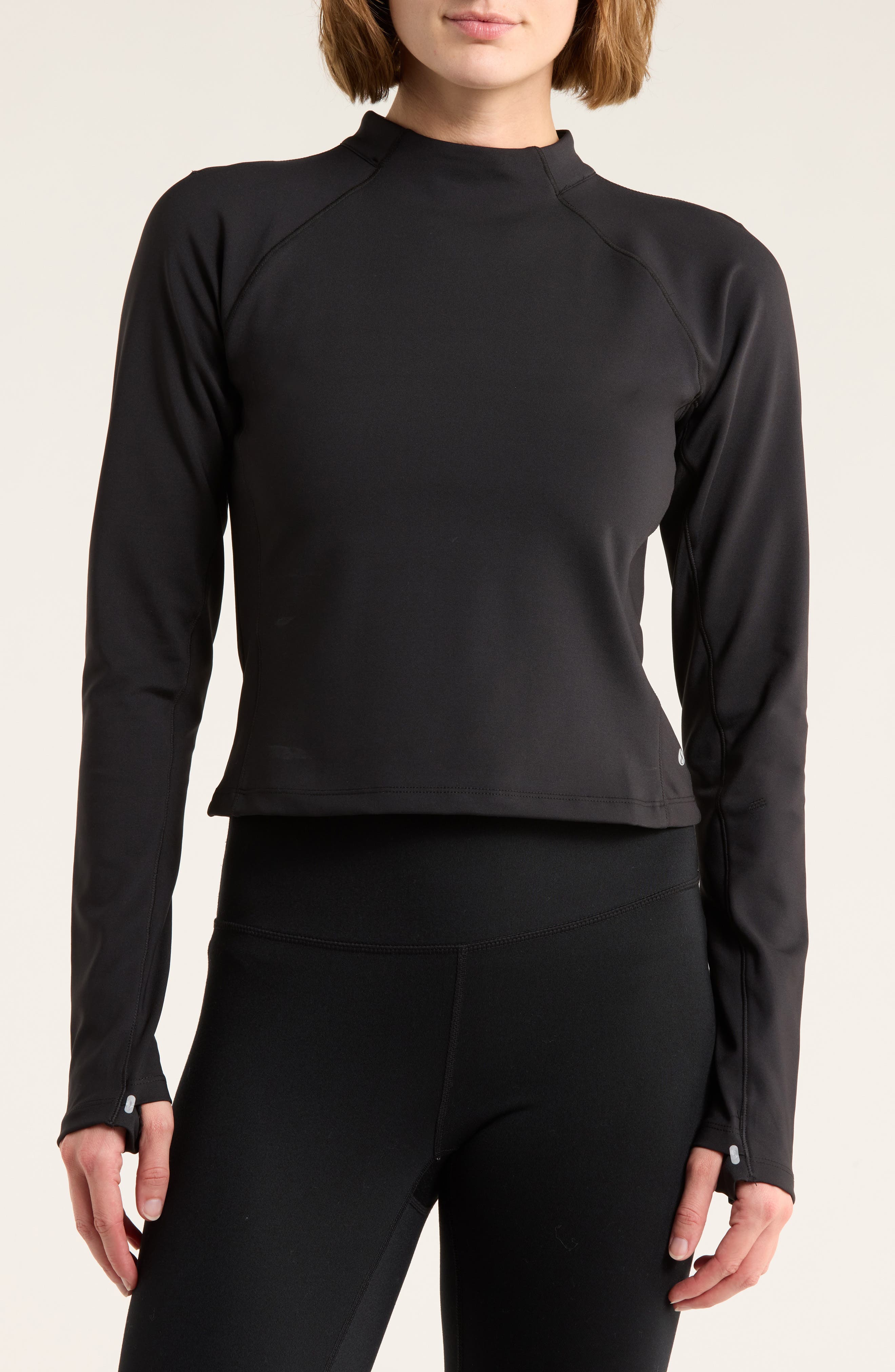 LAYER 8 Power Heat Base Layer Long Sleeve Crop Pullover
