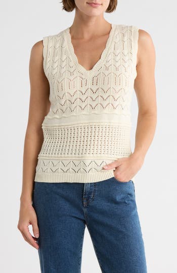 Melrose And Market Mixed Stitch Sweater Vest In White