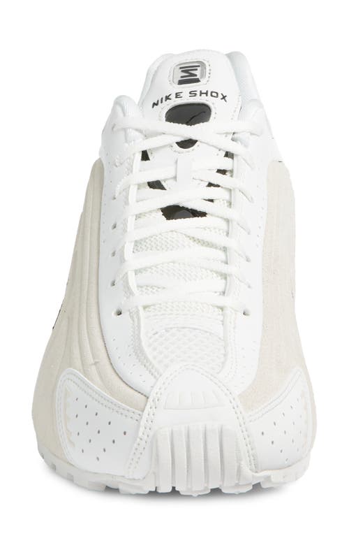 Nike Shox R4 Sneaker In Neutral