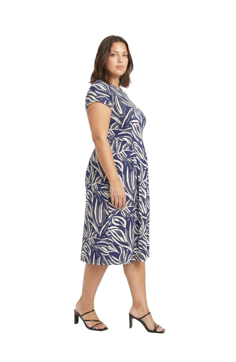24seven Comfort Apparel Curvy Essential Abstract Print Short Sleeve Boat Neck Pleated Pocket Fit & Flare Midi Dress, Alternate, color, Navy Multi