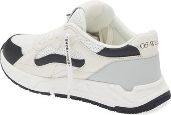 Runner B Sneaker