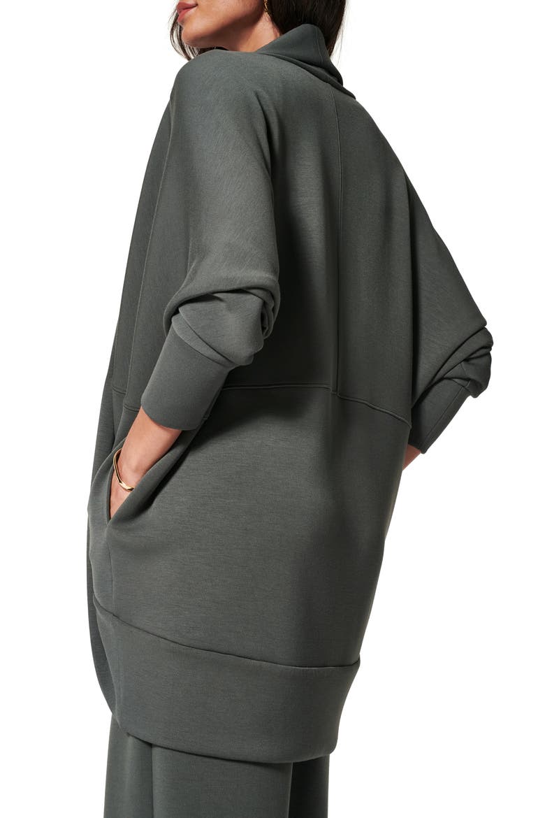 AirEssentials Cocoon Cardigan, Alternate, color, DARK PALM