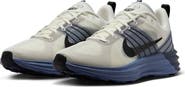 Nike Lunar Roam Sneaker