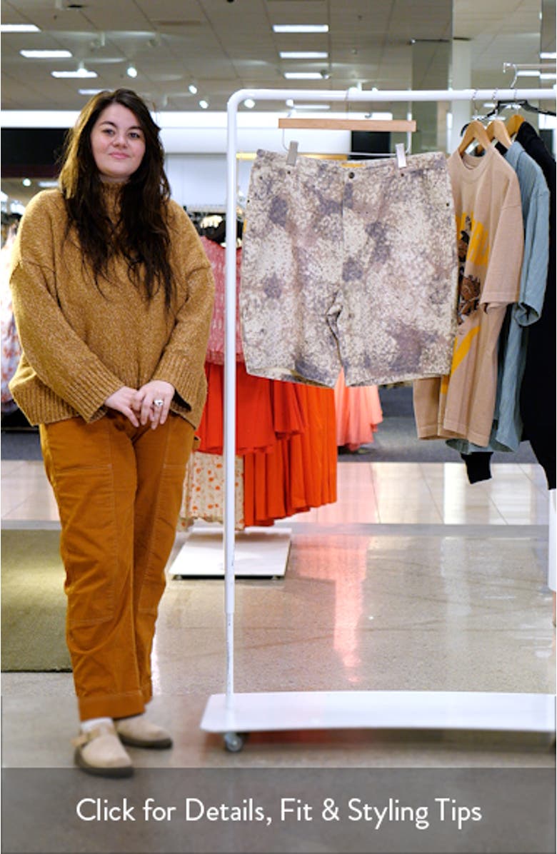 Armadillo Shell Print Flat Front Cotton Shorts, sales video thumbnail