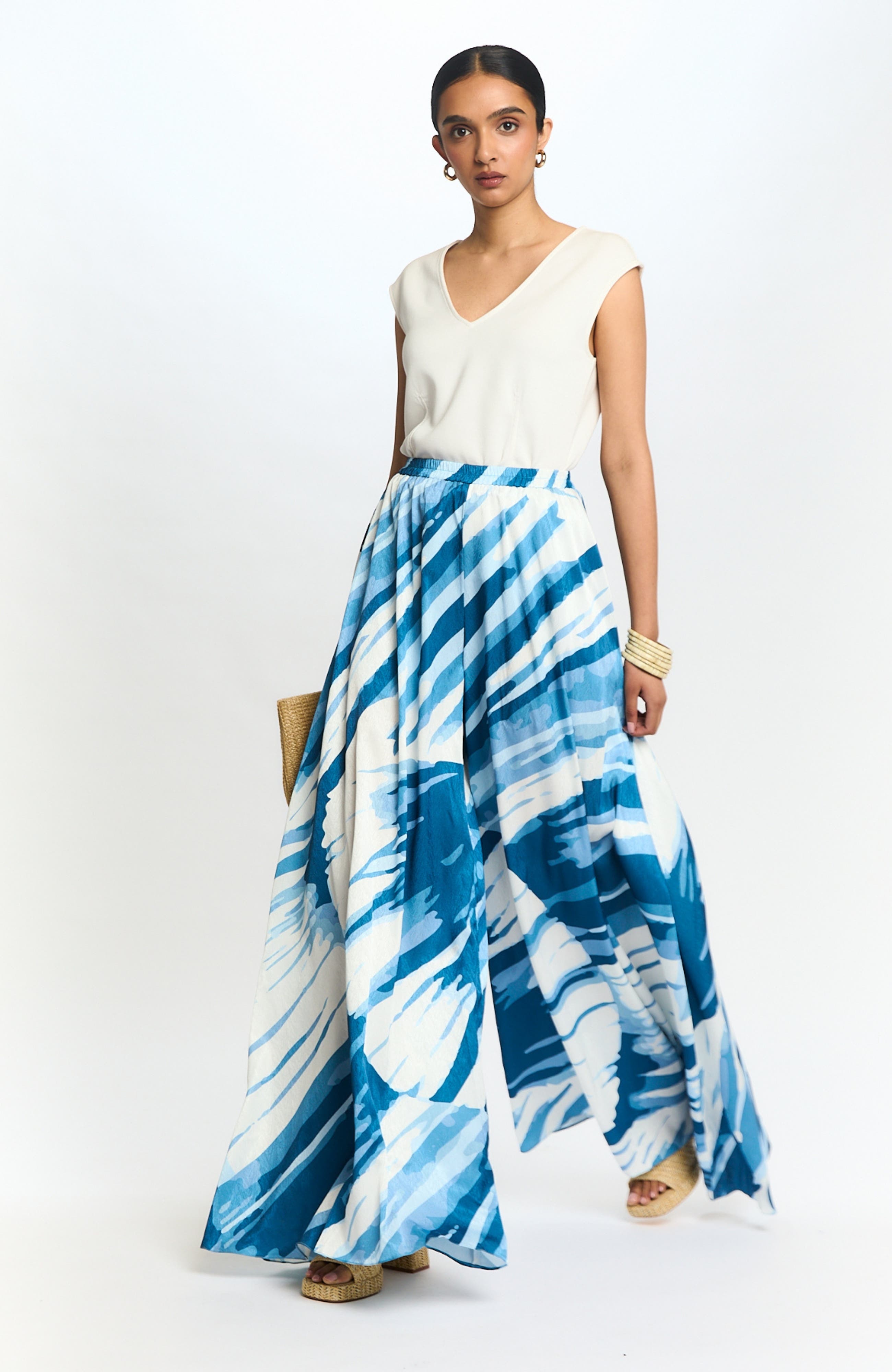 selected Loa Blu