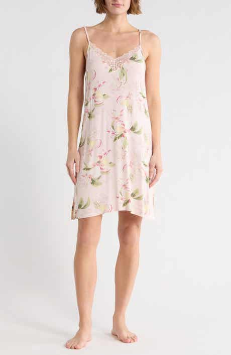 NORDSTROM RACK Tranquility Lace Trim Chemise