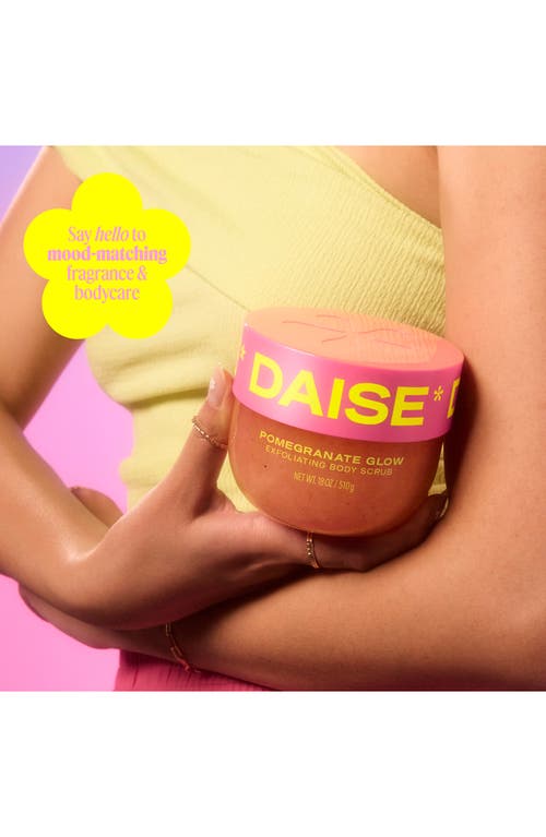Daise Exfoliating Body Scrub In Red
