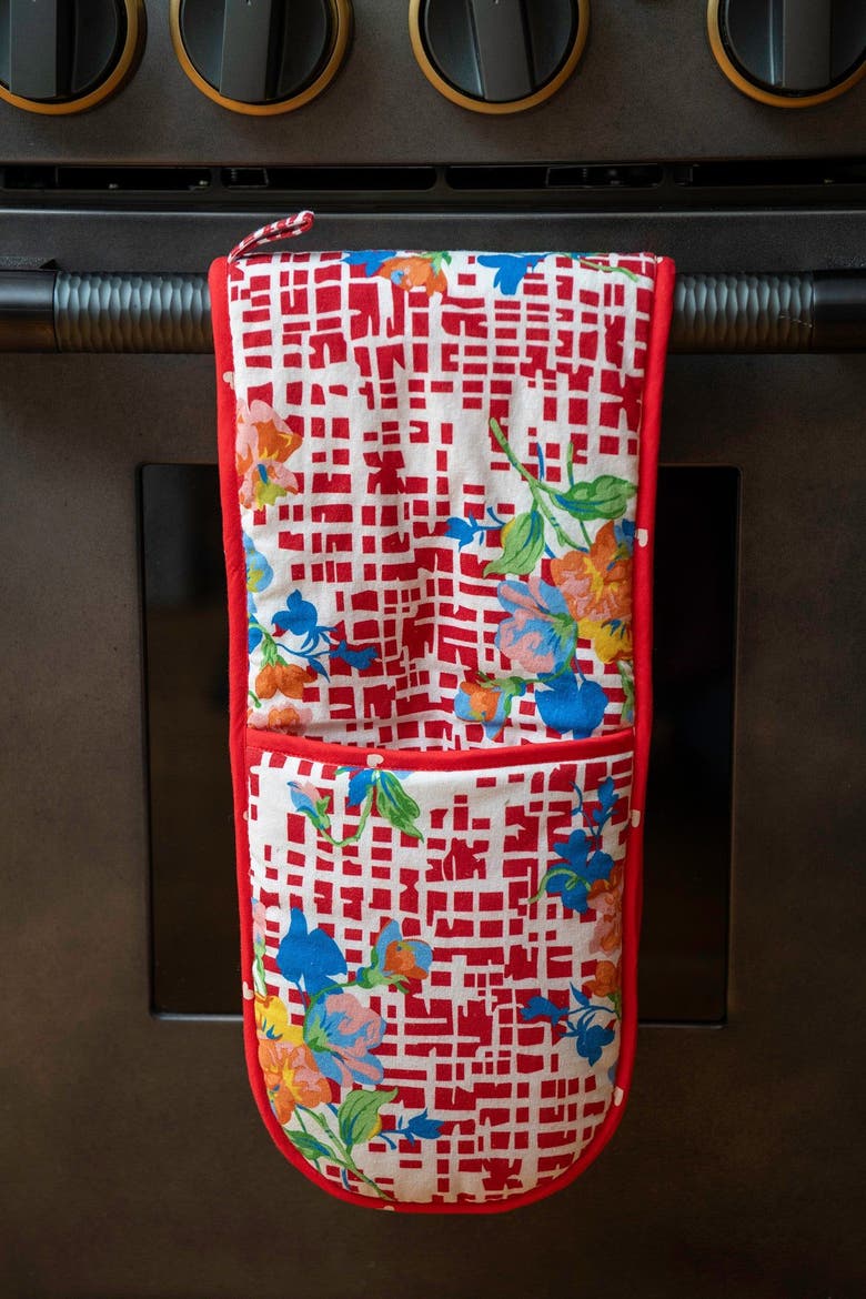 Lisbon Rose Double Oven Pot Mitt, Alternate, color, Red