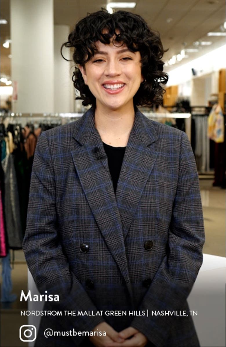 14K Gold Mini Hoop Earrings, sales video thumbnail