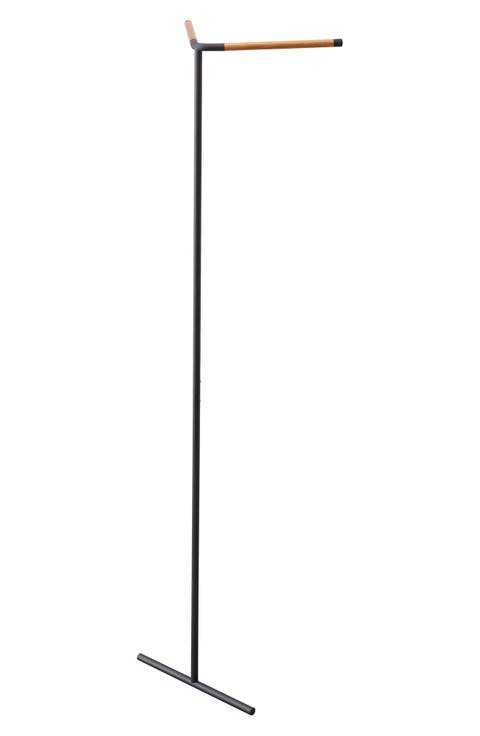 Leaning Corner Coat Hanger