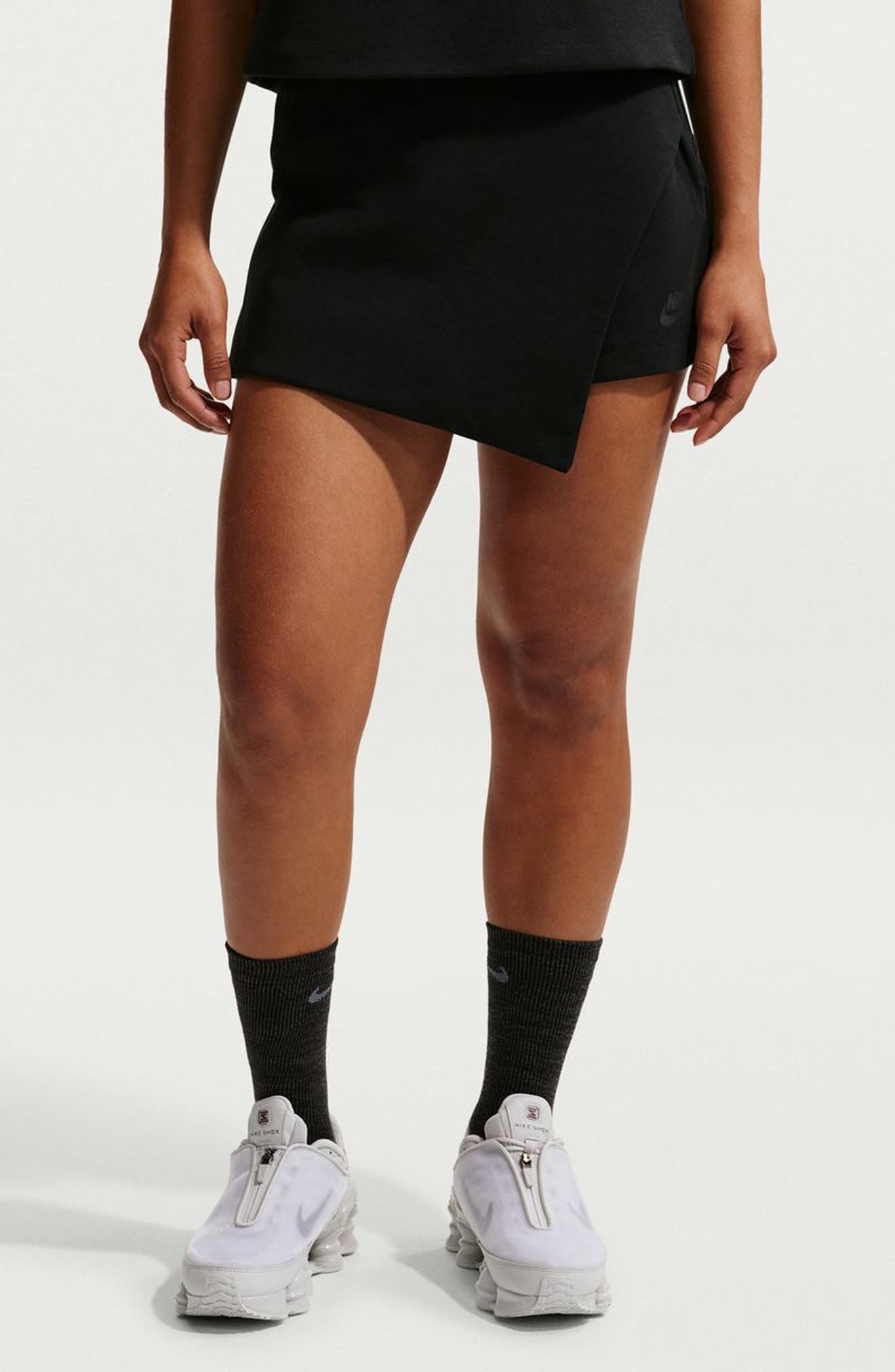 selected BLACK/ BLACK