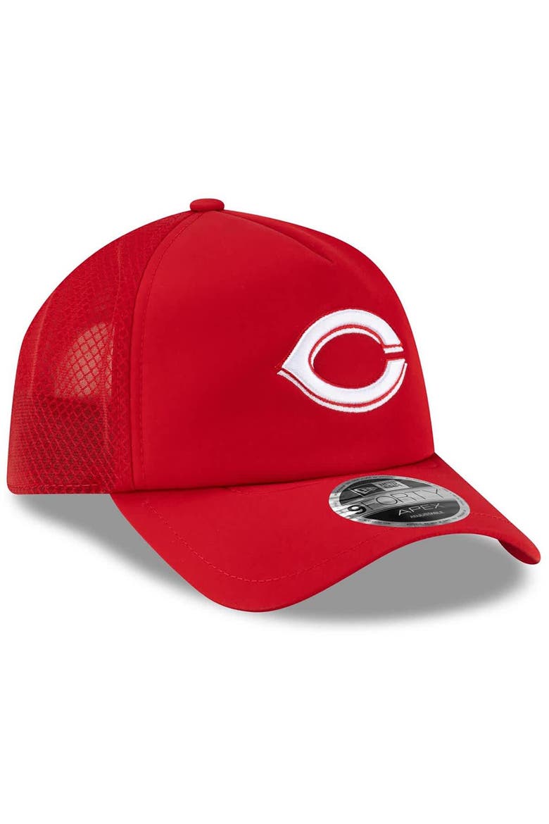 Men's New Era Red Cincinnati Reds 2026 Batting Practice Apex 9FORTY Adjustable Trucker Hat, Alternate, color, Red