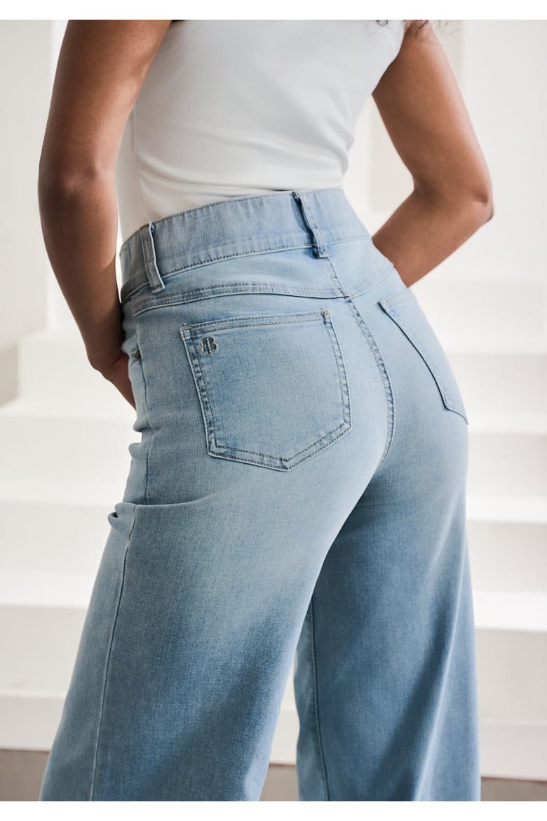 Boyfriend Jeans Wide Leg Stretch Denim, Alternate, color, Coastal Wash