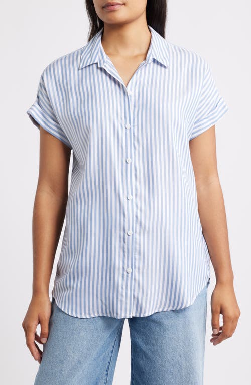 Beachlunchlounge Kenzie Stripe Short Sleeve Button-up Shirt In Blue