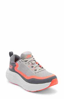 SKECHERS GO RUN Supersonic Max Running Shoe