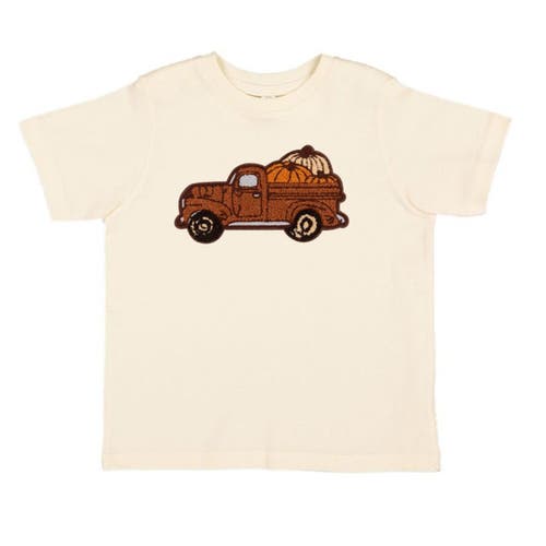 Sweet Wink Fall Truck Patch Short Sleeve T-shirt In Neutral