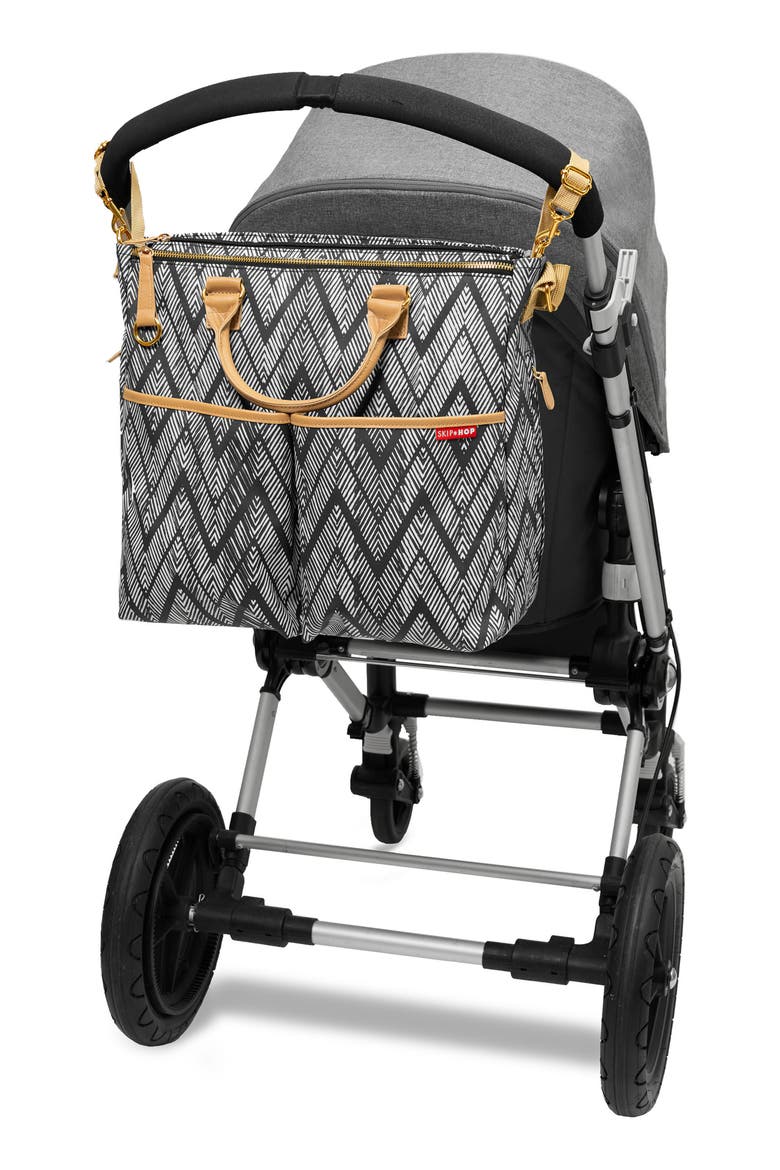 'Duo' Diaper Bag, Alternate, color, ZIG ZAG ZEBRA