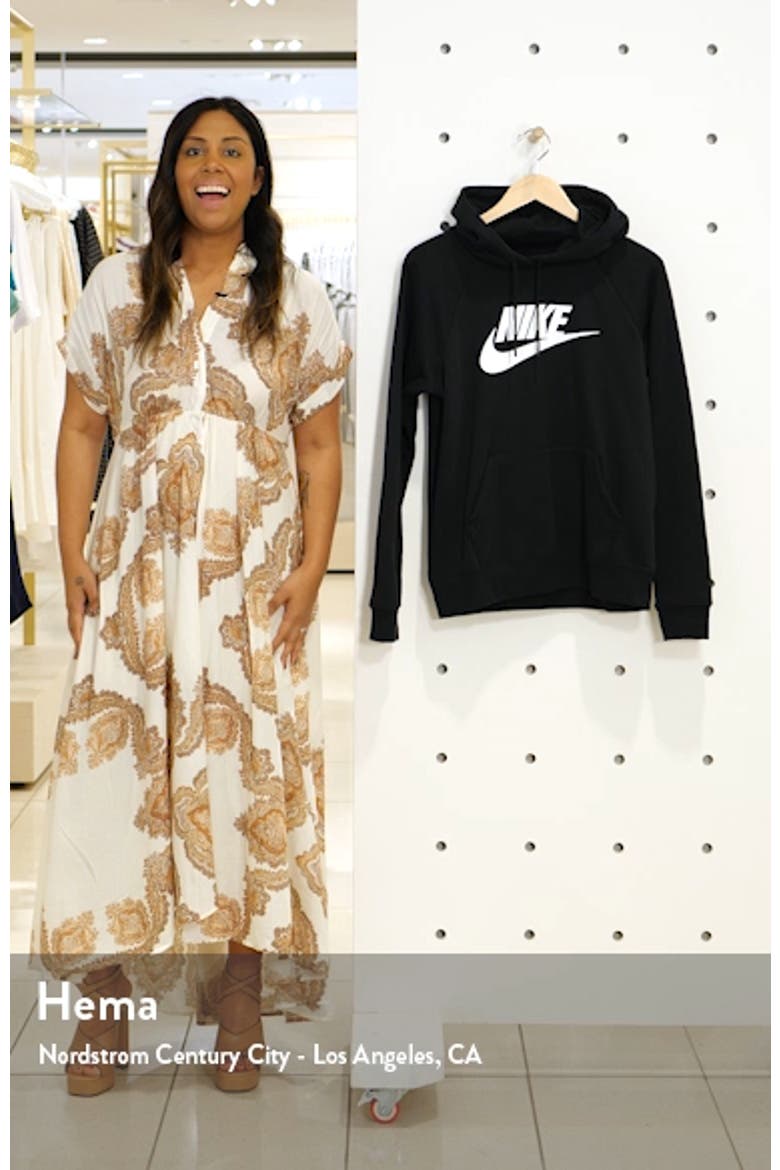 Sportswear Essential Pullover Hoodie video