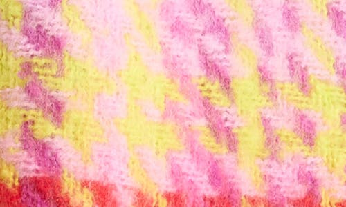 Steve Madden Brushed Twill Scarf In Pink