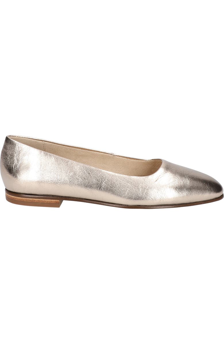 Bella Vita Kimiko Flat, Alternate, color, Champagne Leather