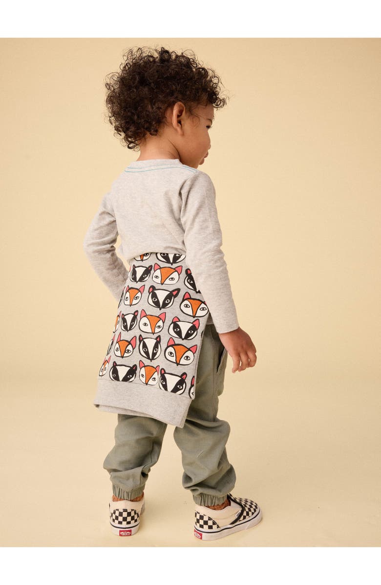 Tea Collection Badger 
Fox Baby Popover, Alternate, color, Med Heather Grey