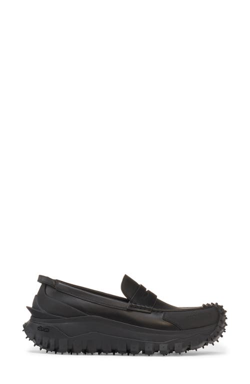 Moncler Trailgrip Loafer In Black