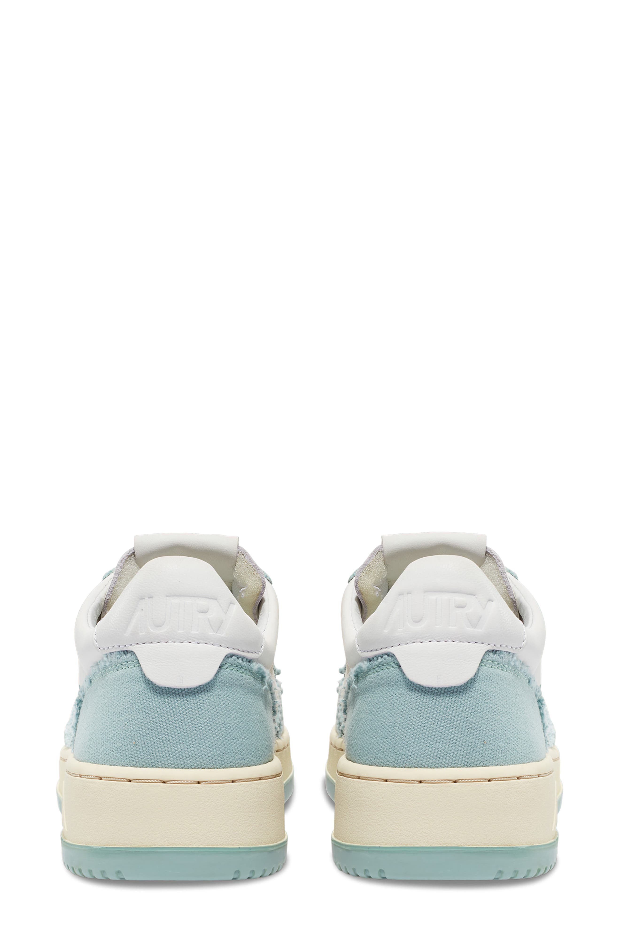 AUTRY Medalist Low Top Sneaker, Alternate, color, Bicolor Blue Surf Canvas
