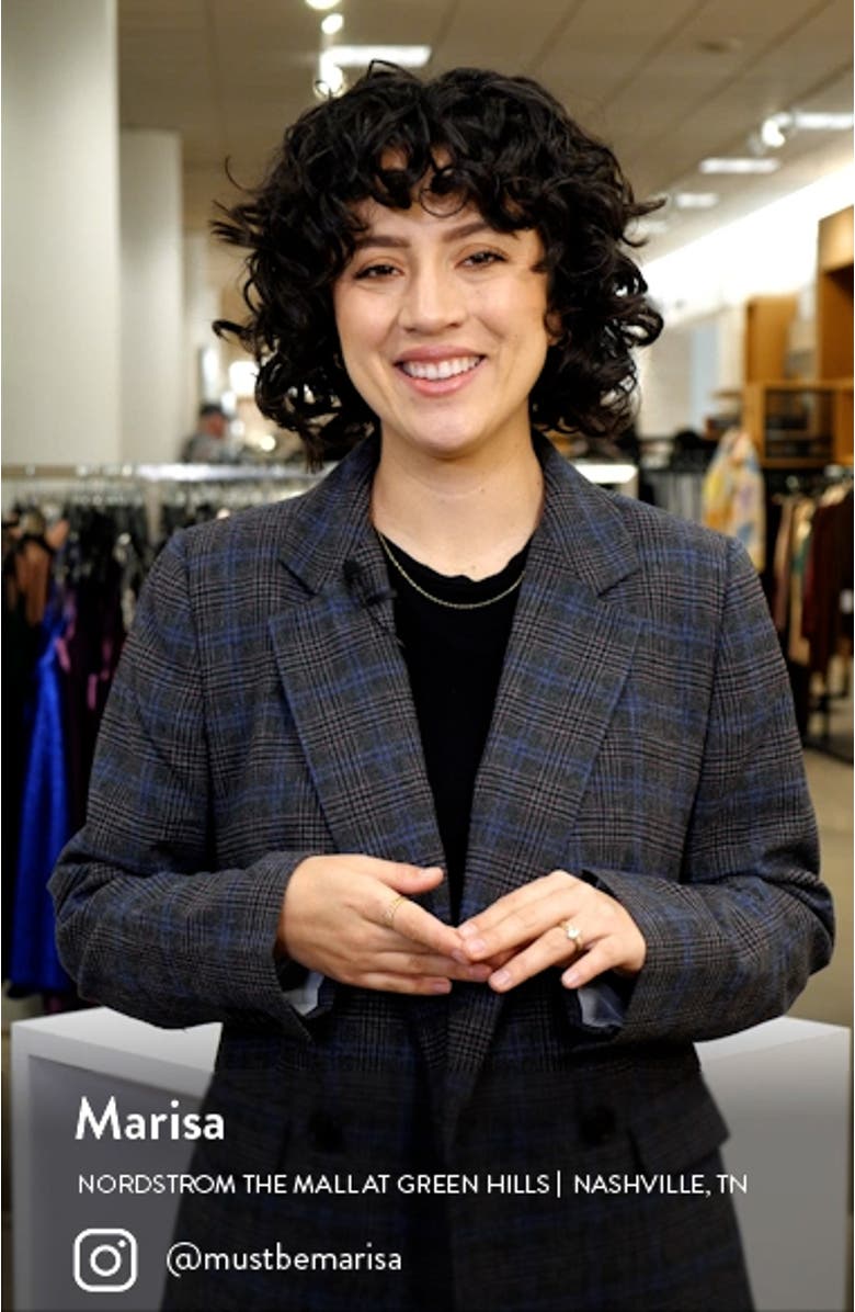 14K Gold Twisted Chain Necklace, sales video thumbnail