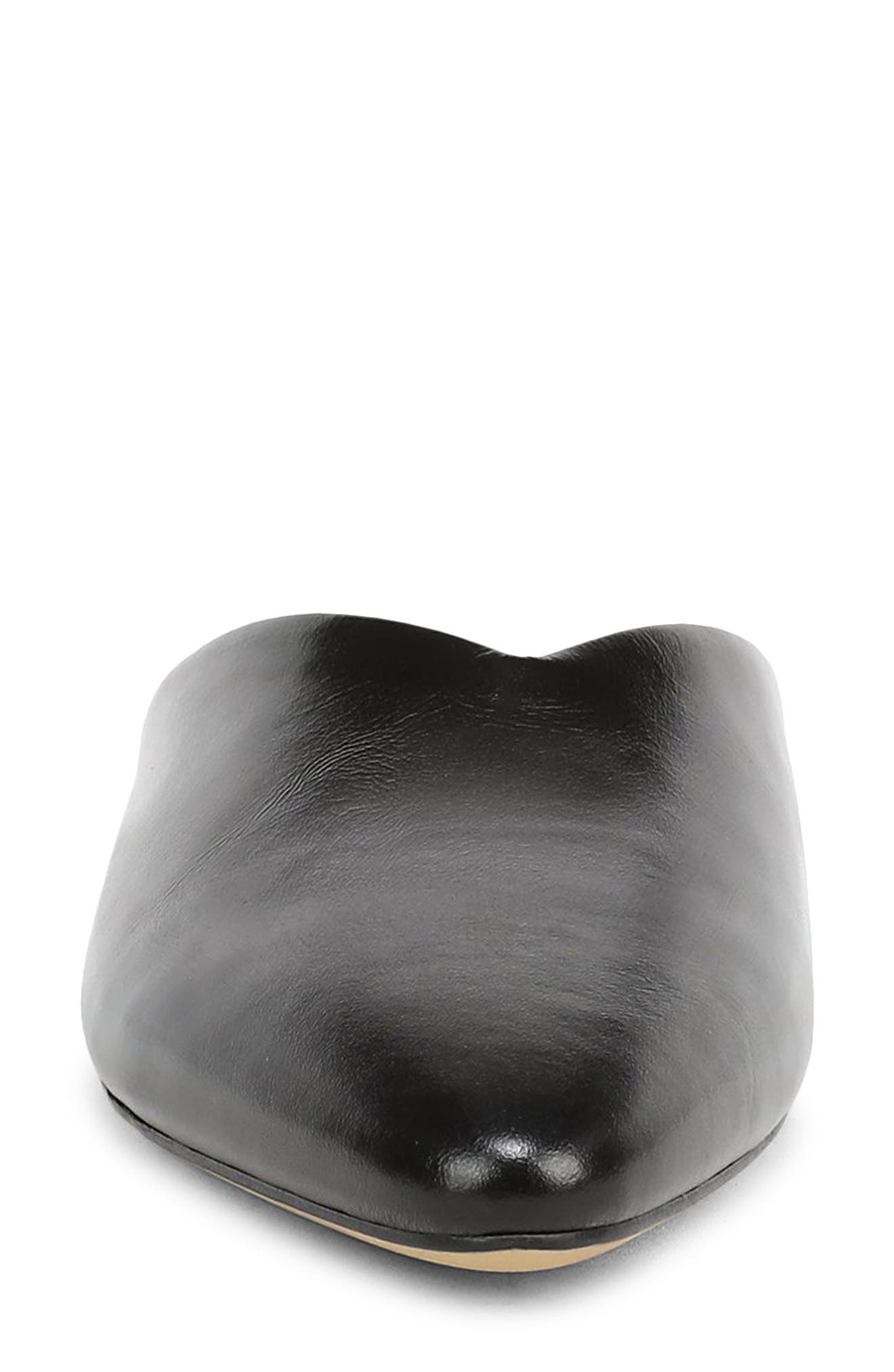 Khai Mule, Alternate, color, BLACK